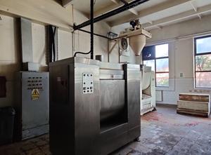 MantovaForni Z400 and Apinox VL250 dough mixer