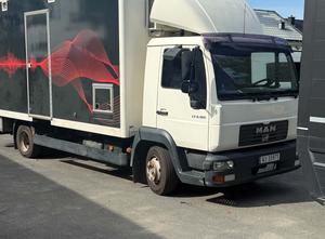 Man LE 8.180 Full HD 5-Camera OB Van