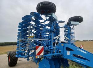 Lemken Rubin 10/500 Agricultural Machine