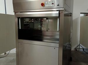 STERIL MOD. DISPENSING - Biosafety cabinet used