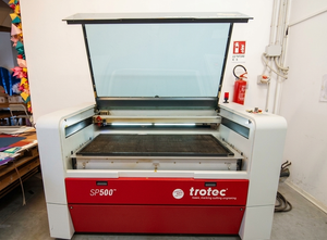 TROTEC Laser Gmbh SP500 200Watt TROTEC SP500 200W CO2 Laser Cutter– ONLY 1,550 Hours – Full Premium Pack with Vision & Pro Extractor